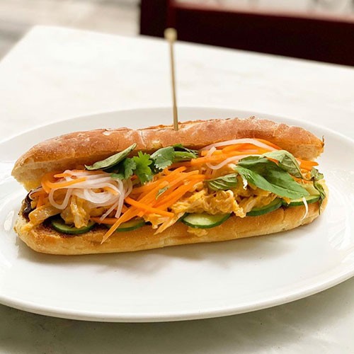 01604986119-h-85-Wildflour-Meal-Plan-B-Chicken-Banh-Mi.jpg