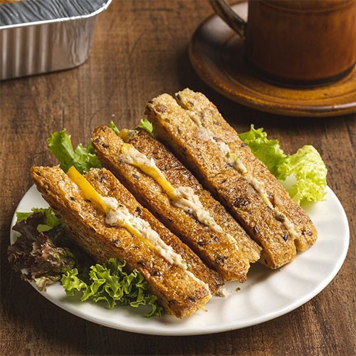 01604986214-h-85-Wildflour-Meal-Plan-C-Tuna-Melt.jpg